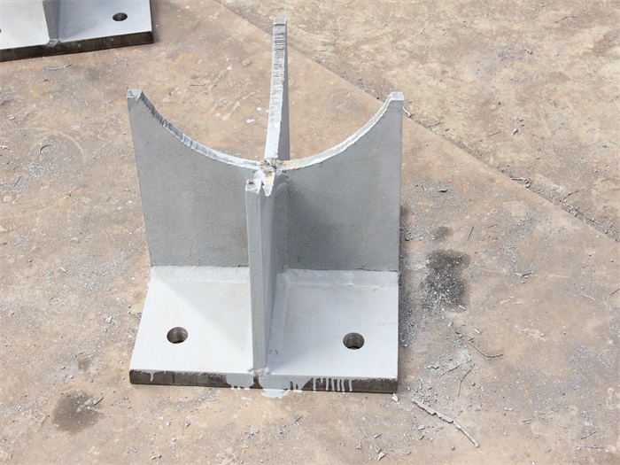 青岛螺栓球支座